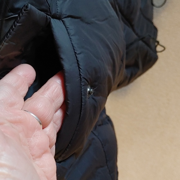 NWT BOOHOO PLUS BLACK PUFFER OVERSIZED UTILITY VEST CINCHED WAIST - Picture 9 of 11